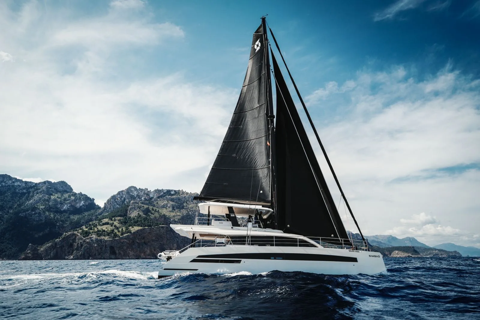 Simbad 55 under full sail