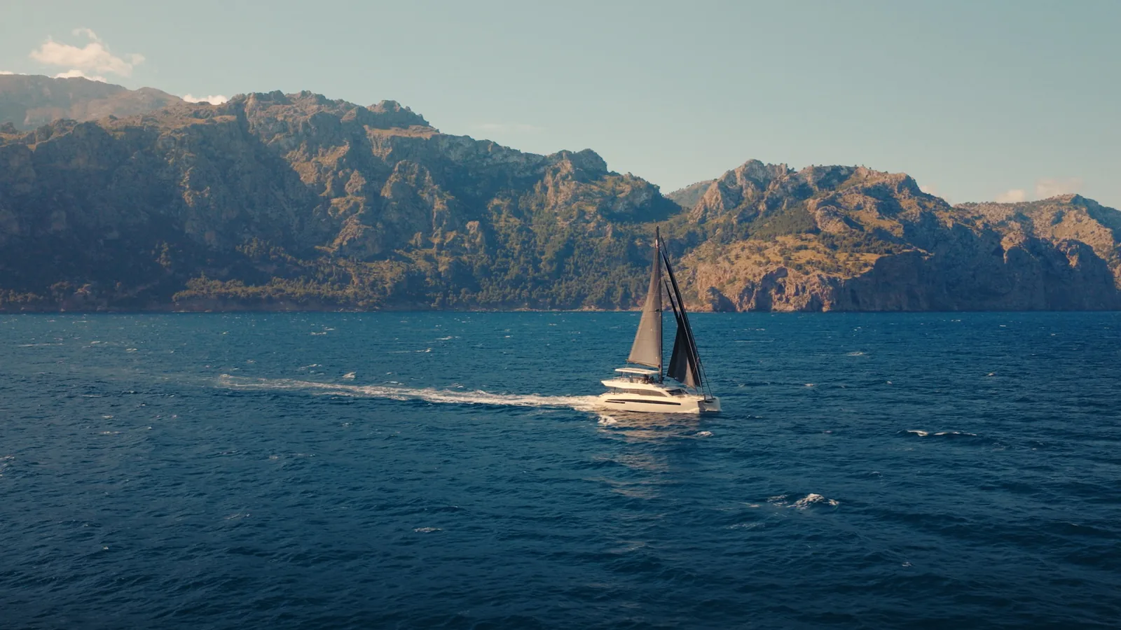 Simbad 55 aerial coastal cruising