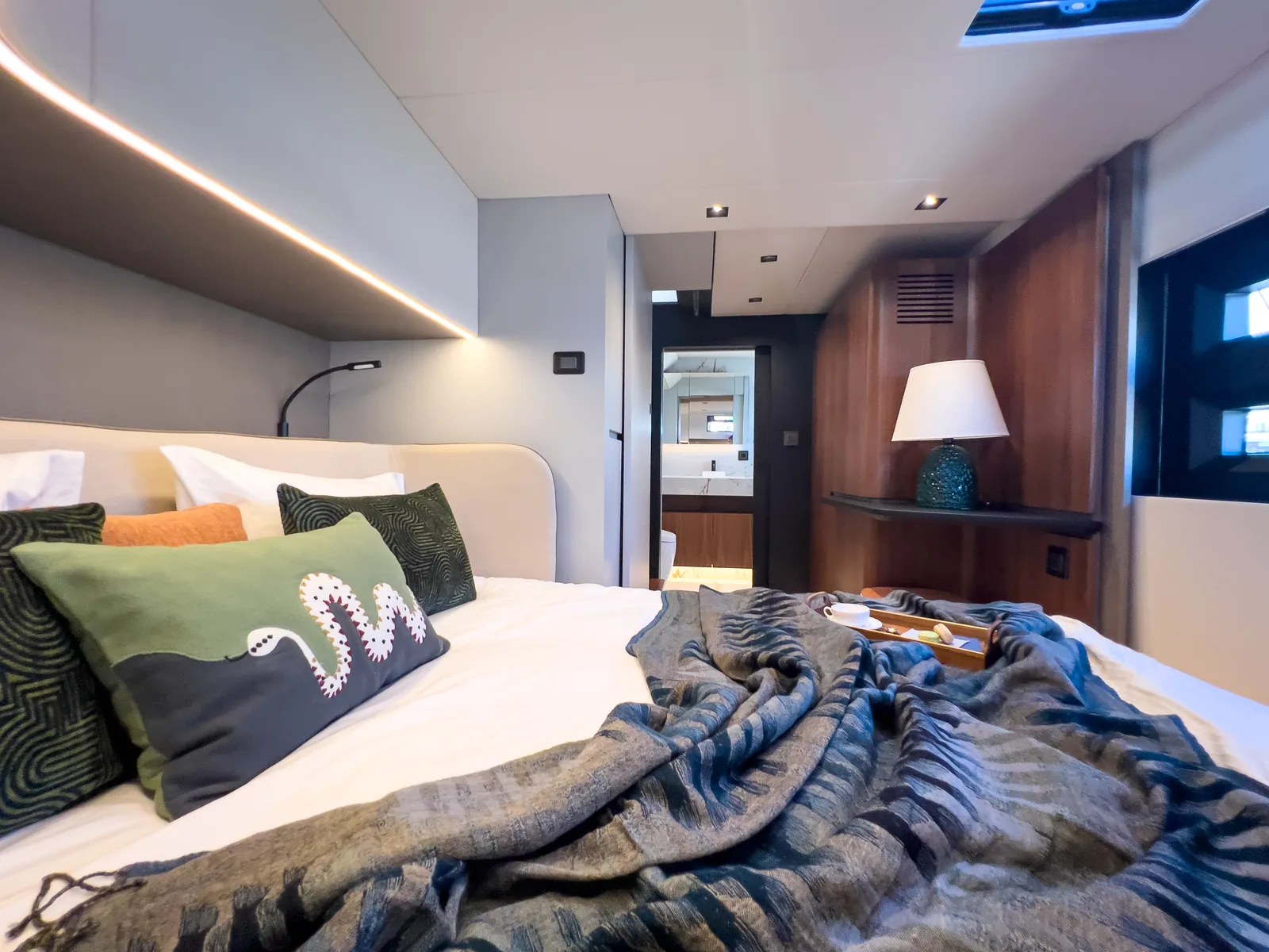 Simbad 55 master cabin